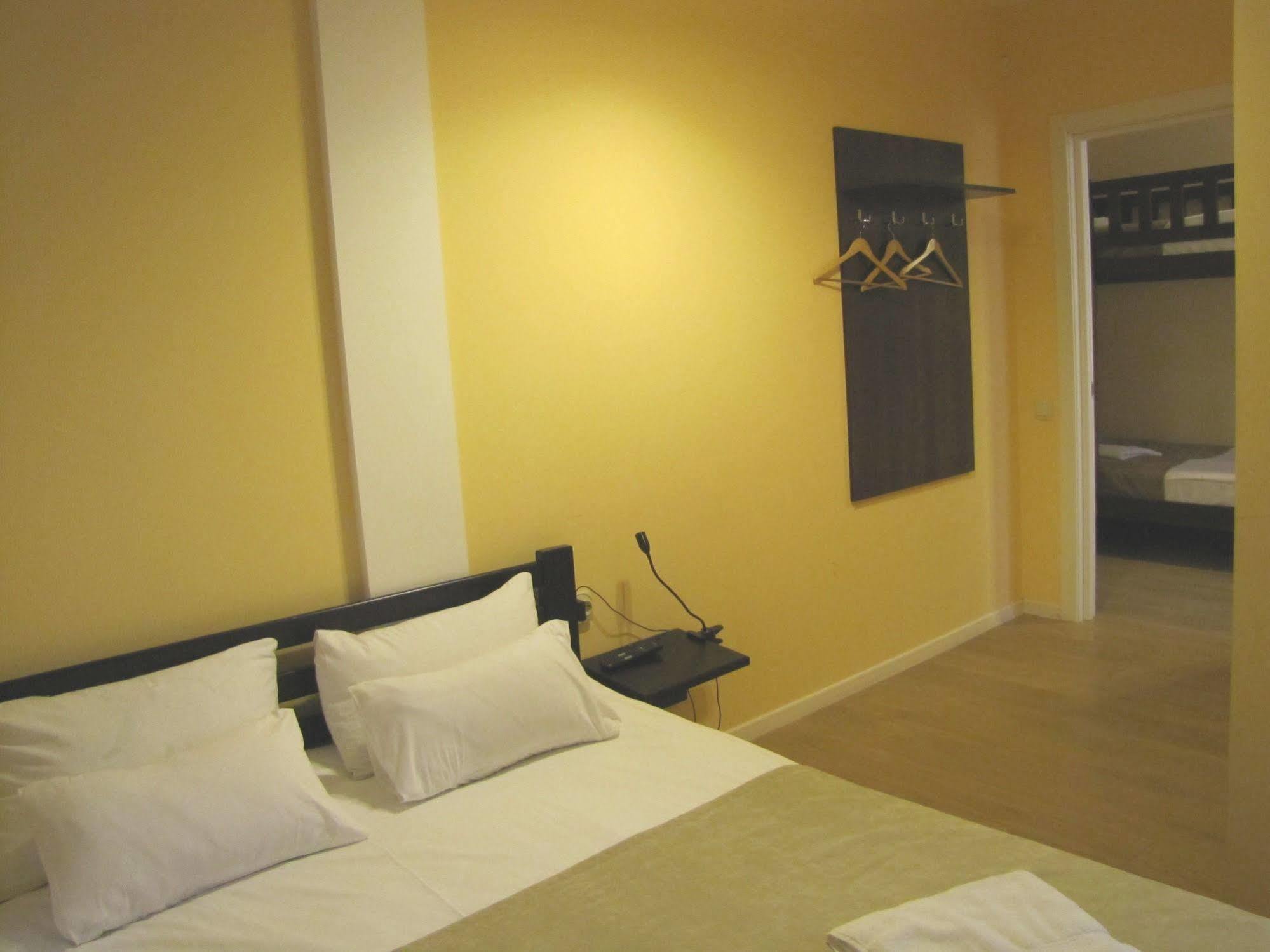 Gar'Is Hostel Lviv Kültér fotó